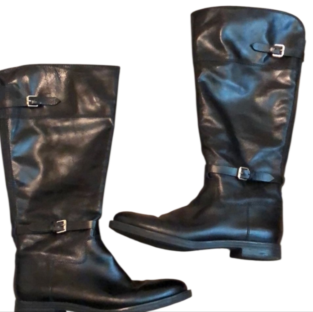 Enzo Angiolini Women's leather boots. Black with black upper/buckles. Size 7 M